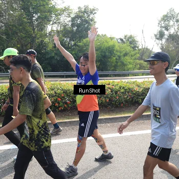 Runner Photo 6940263