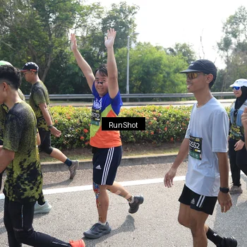 Runner Photo 6940264
