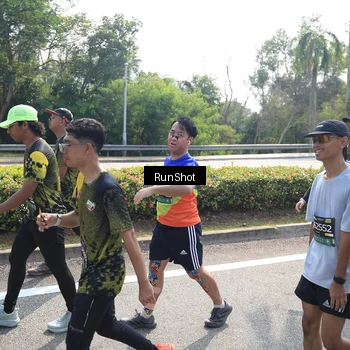 Runner Photo 6940274