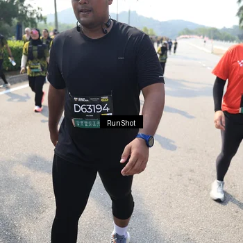 Runner Photo 6940277