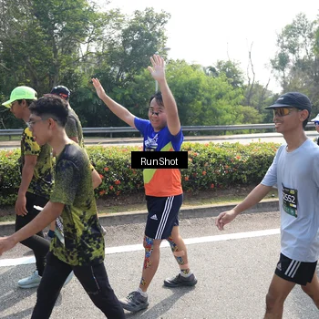 Runner Photo 6940279