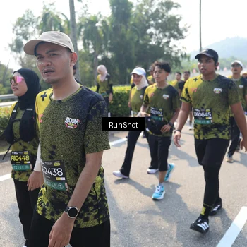 Runner Photo 6940282