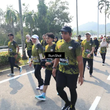 Runner Photo 6940285