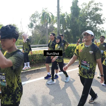 Runner Photo 6940306