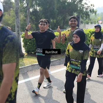 Runner Photo 6940307
