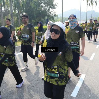 Runner Photo 6940317