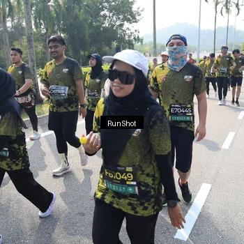 Runner Photo 6940318