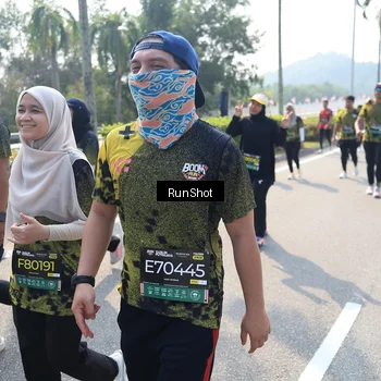 Runner Photo 6940323