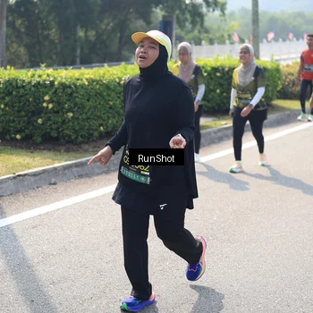 Runner Photo 6940332