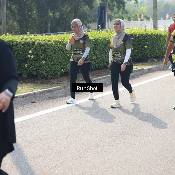 Runner Photo 6940341
