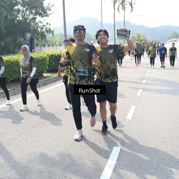 Runner Photo 6940352