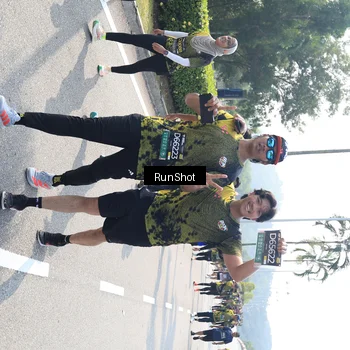 Runner Photo 6940359