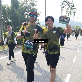 Runner Photo 6940364