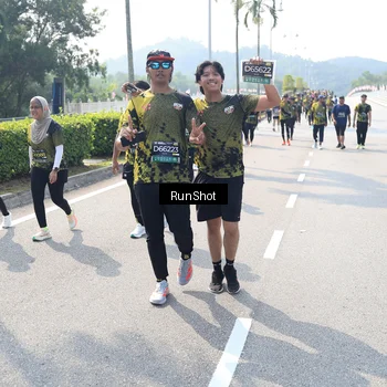 Runner Photo 6940365