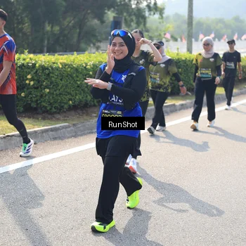 Runner Photo 6940384