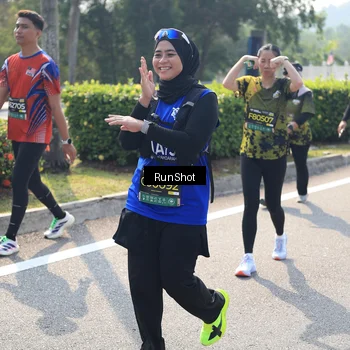 Runner Photo 6940395