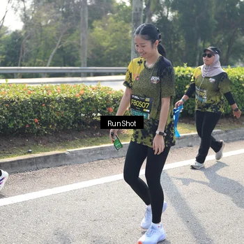 Runner Photo 6940402