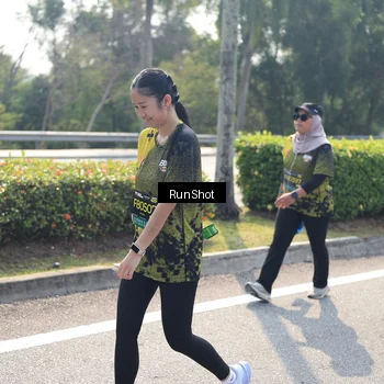 Runner Photo 6940406
