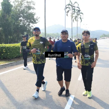 Runner Photo 6940420