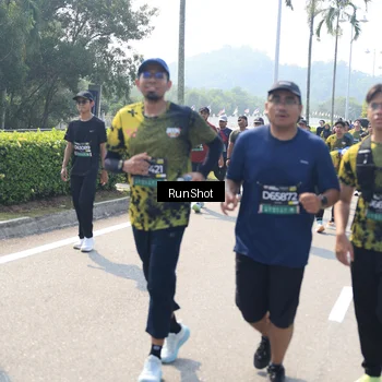 Runner Photo 6940421