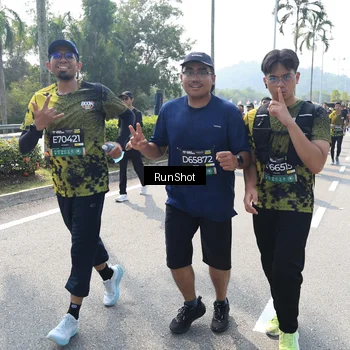 Runner Photo 6940422