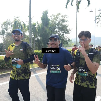 Runner Photo 6940426