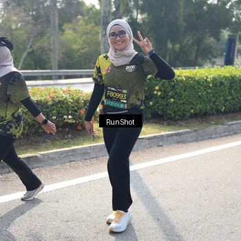 Runner Photo 6940427