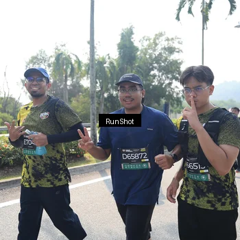 Runner Photo 6940429