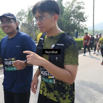 Runner Photo 6940430