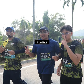 Runner Photo 6940431