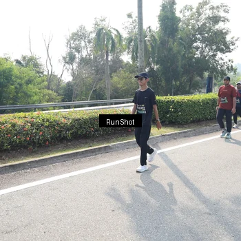 Runner Photo 6940434