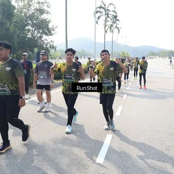 Runner Photo 6940448