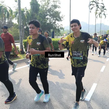 Runner Photo 6940451
