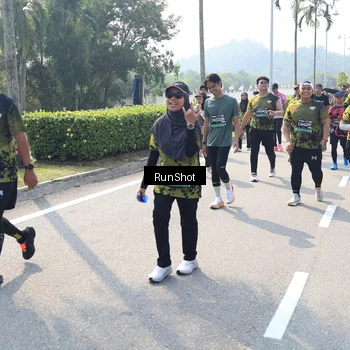 Runner Photo 6940481