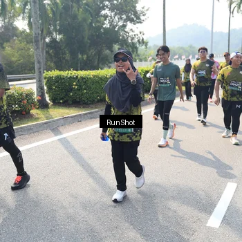 Runner Photo 6940484