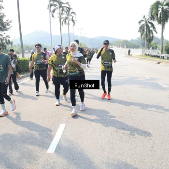 Runner Photo 6940487