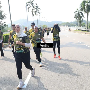 Runner Photo 6940493