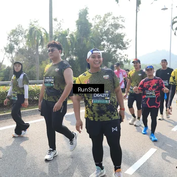 Runner Photo 6940509