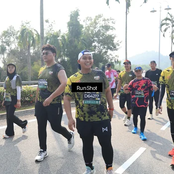 Runner Photo 6940513