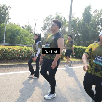 Runner Photo 6940518