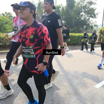 Runner Photo 6940542
