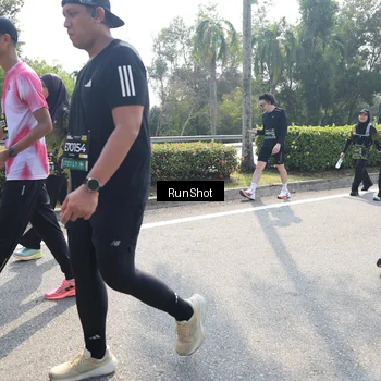 Runner Photo 6940543