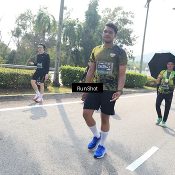 Runner Photo 6940549