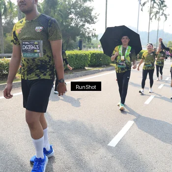 Runner Photo 6940554