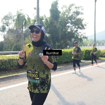 Runner Photo 6940590