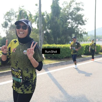 Runner Photo 6940596