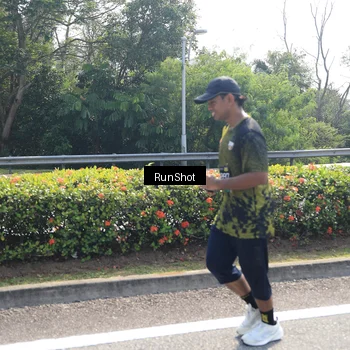 Runner Photo 6940608