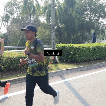 Runner Photo 6940619