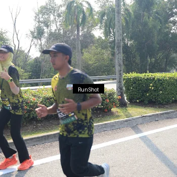 Runner Photo 6940621