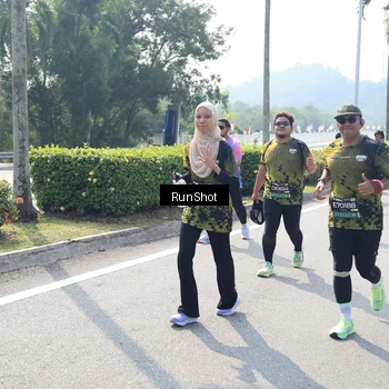 Runner Photo 6940626